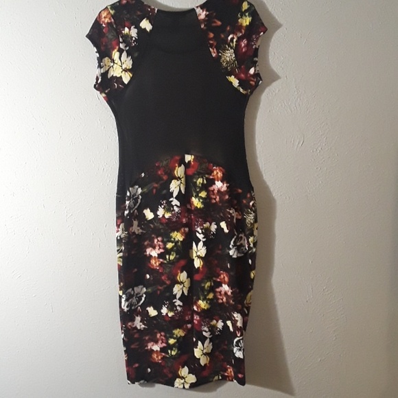 Dress - Picture 2 of 5